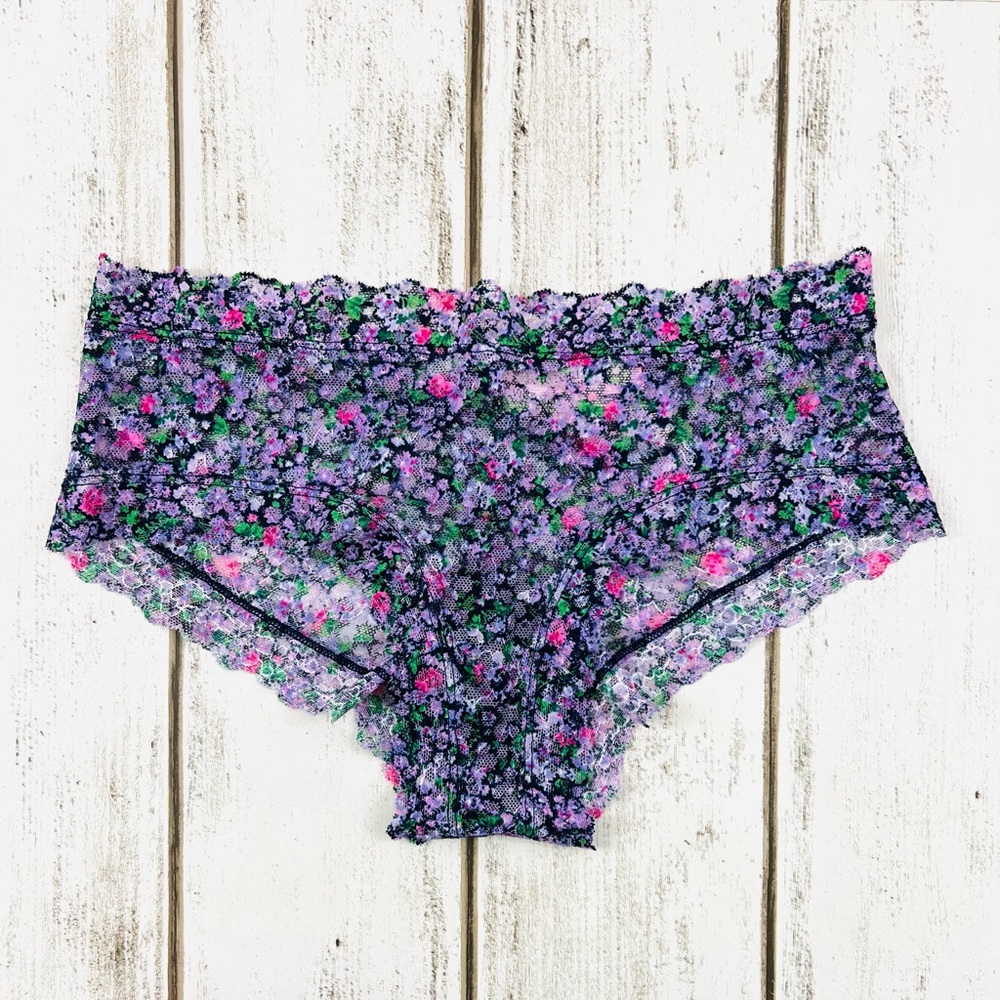 Victoria’s Secret Lace Cheeky Pantie Medium - Picture 4 of 7
